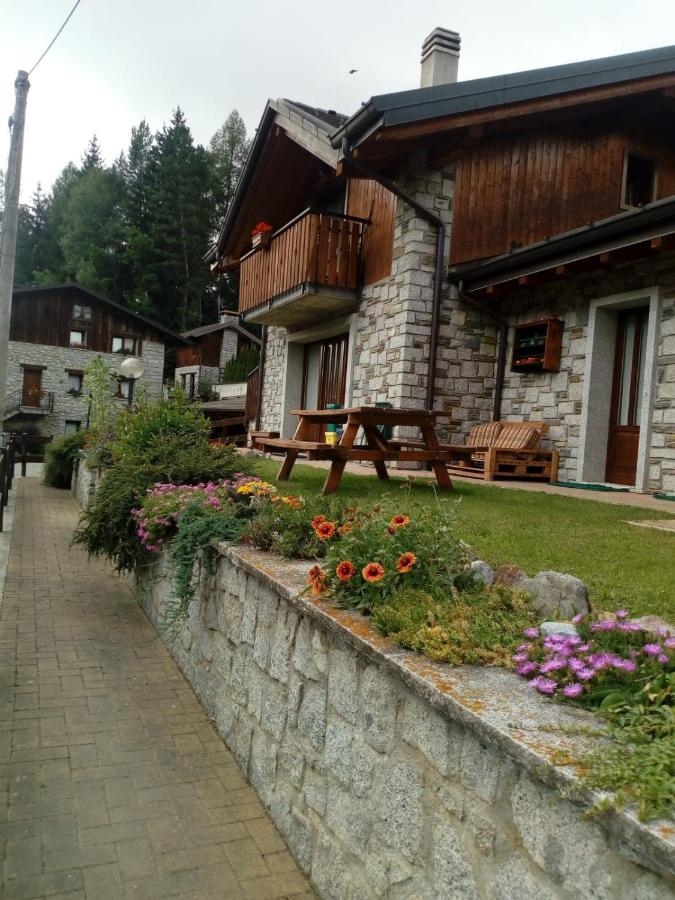 Casa Vacanze Emilio Temù Exterior foto